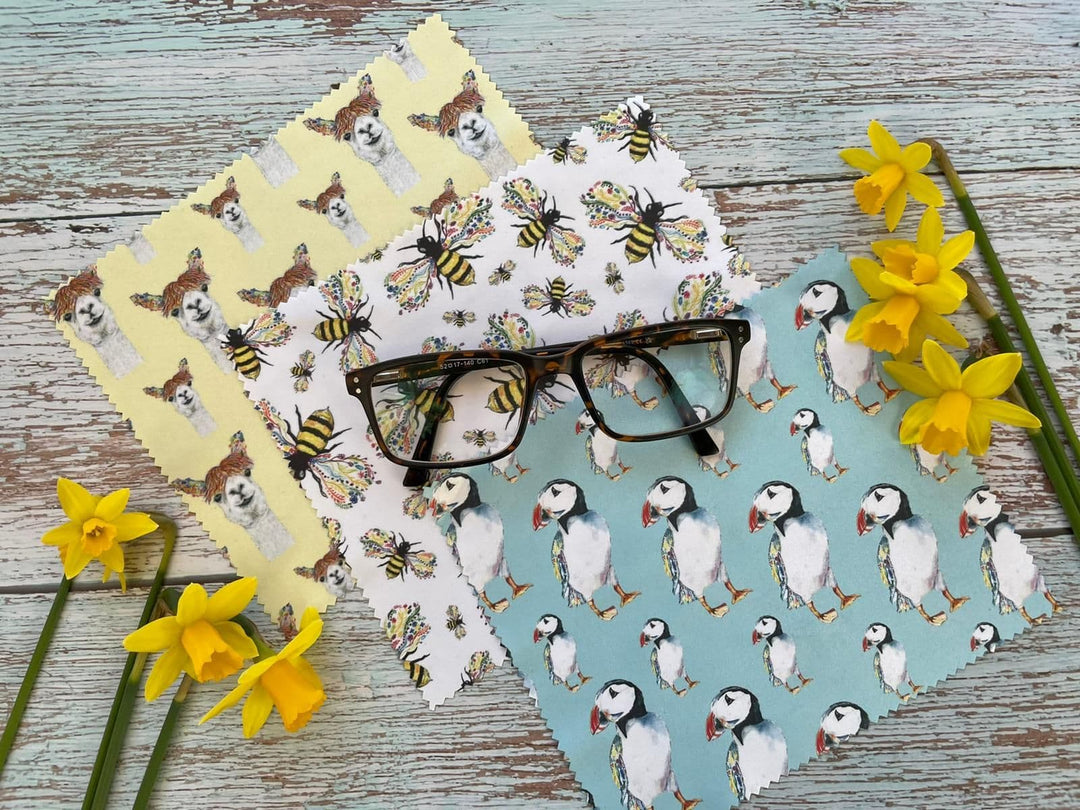 BEE FRIENDLY LENS CLOTH